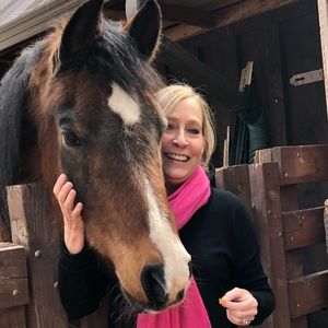 Meet your Posher, Janey
